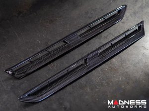  Nissan GT-R Front Fender Duct Set - Carbon Fiber